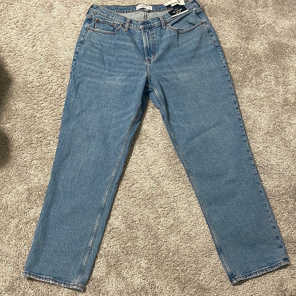 Abercrombie and Finch Mid Rose The Straight Curve Love Jeans